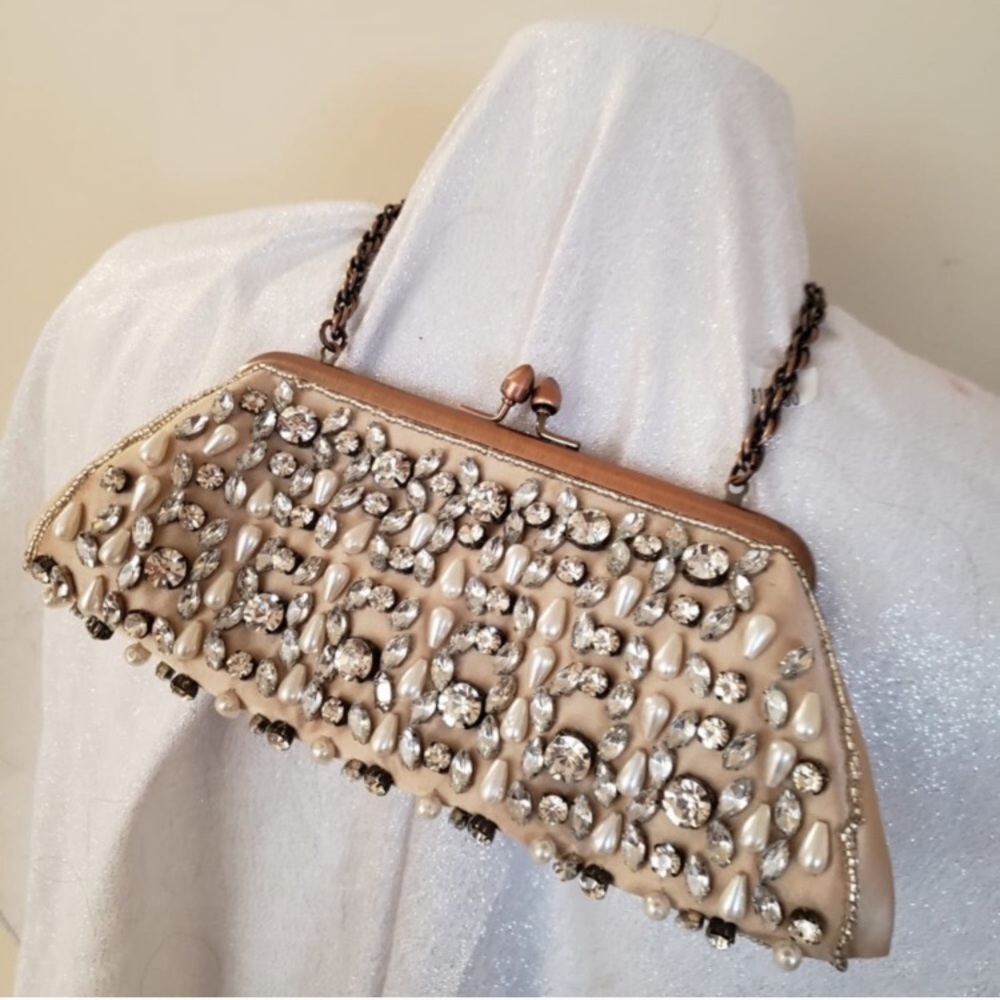 Bejewelled Bling Beigey Peach Chain Shoulder Bag